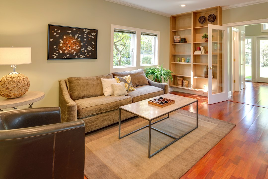 Organized living room with neatly arranged shelves and baskets